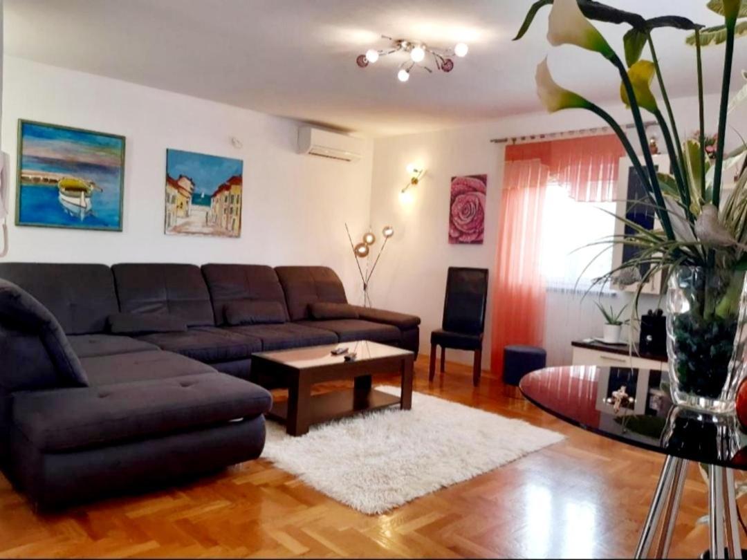 Antonella Fasana Apartment *